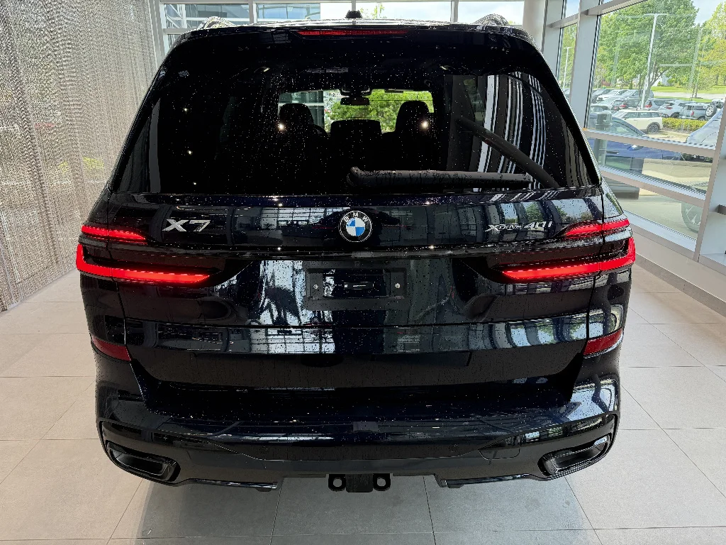 New 2027 Carbon Black Metallic BMW xDrive40i image 5
