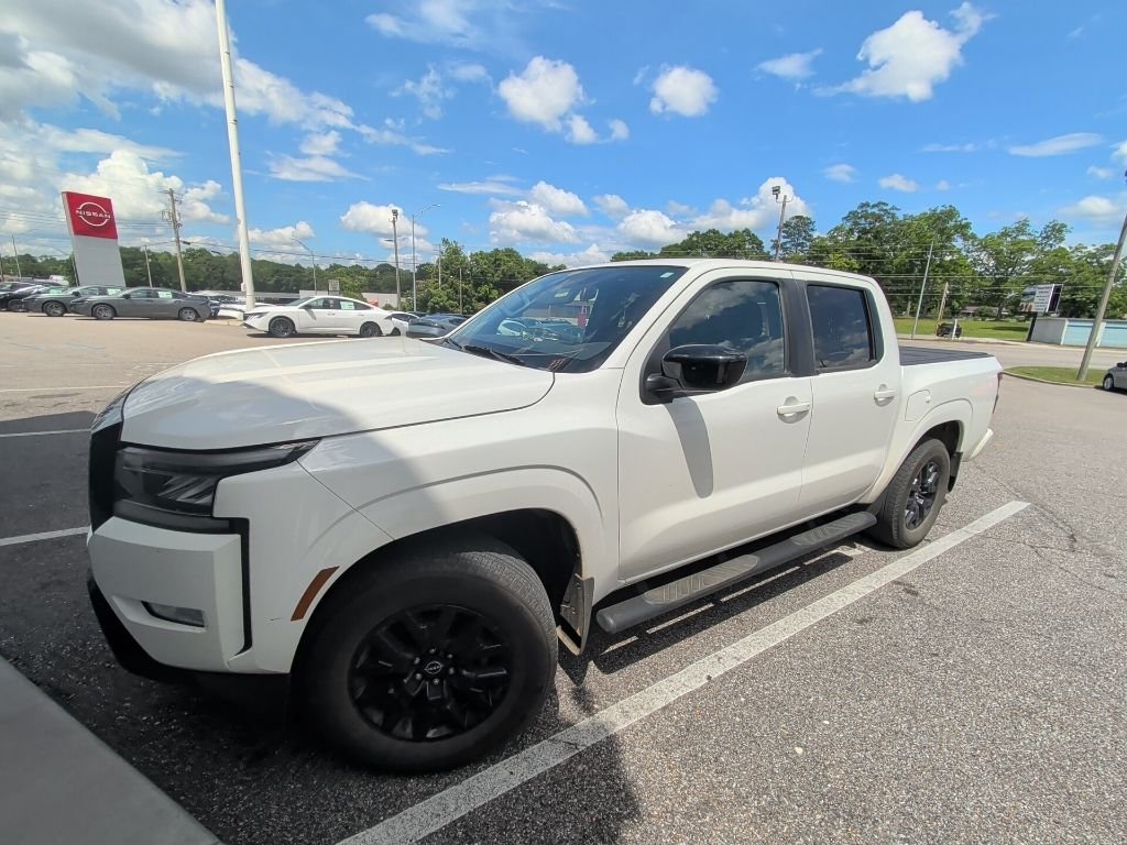 2023 Nissan Frontier SV Crew Cab 4X2 SWB's photo