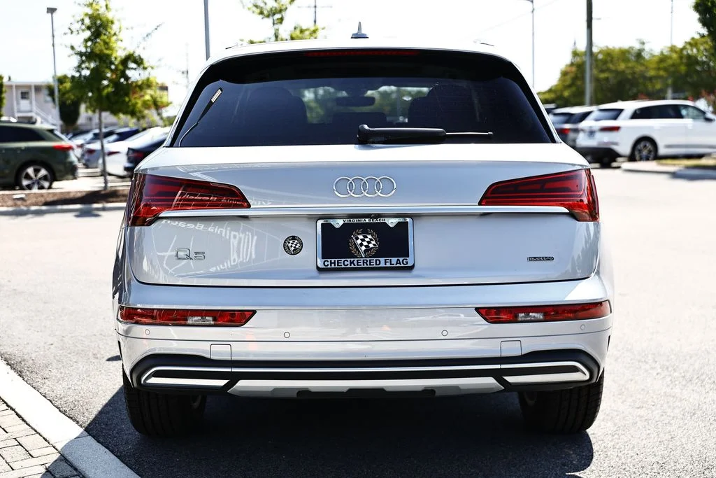 Certified Used 2023 Florett Silver Metallic Audi 40 Premium Plus image 10