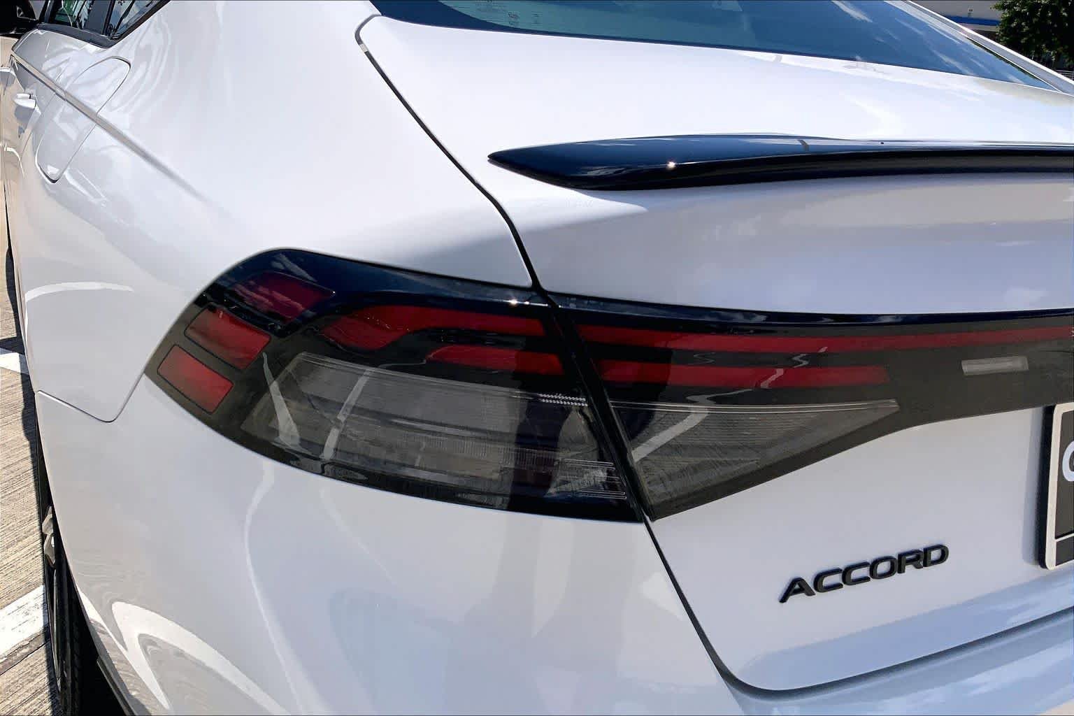 New 2026 Platinum White Pearl Honda Sport Hybrid image 14