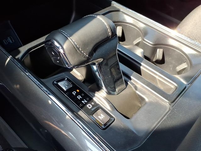 Used 2023 Gray Metallic Ford XLT image 25