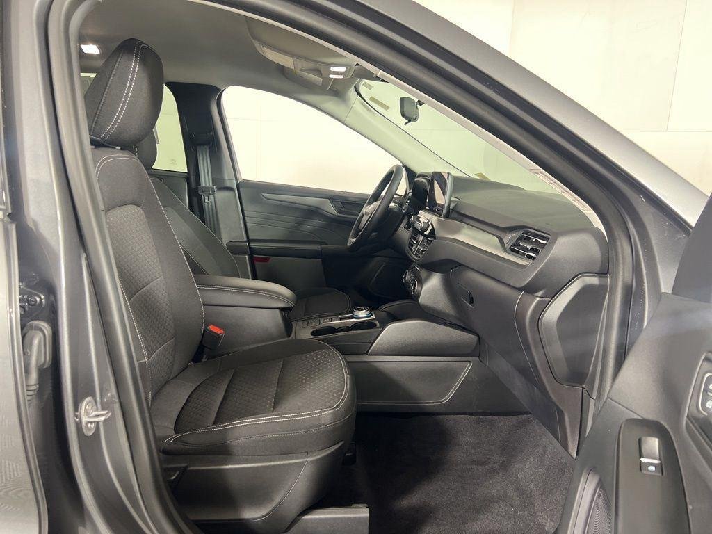 Used 2023 Gray Metallic Ford Active image 7