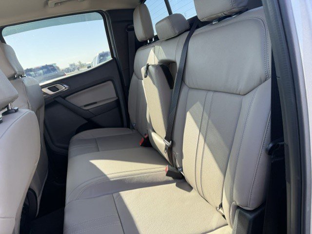 Used 2020 Silver Metallic Ford LARIAT image 23