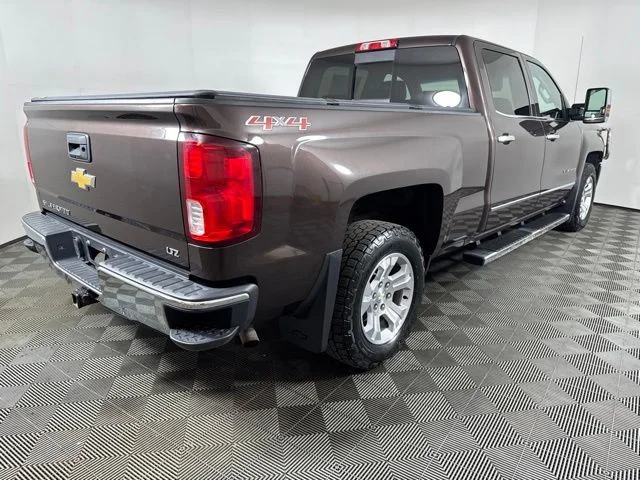 Used 2016 Autumn Bronze Metallic Chevrolet LTZ image 3