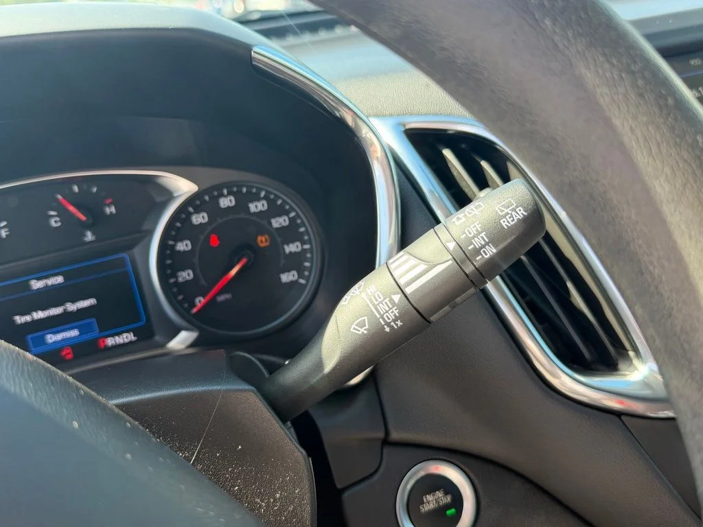 Used 2019 White Chevrolet LT image 33