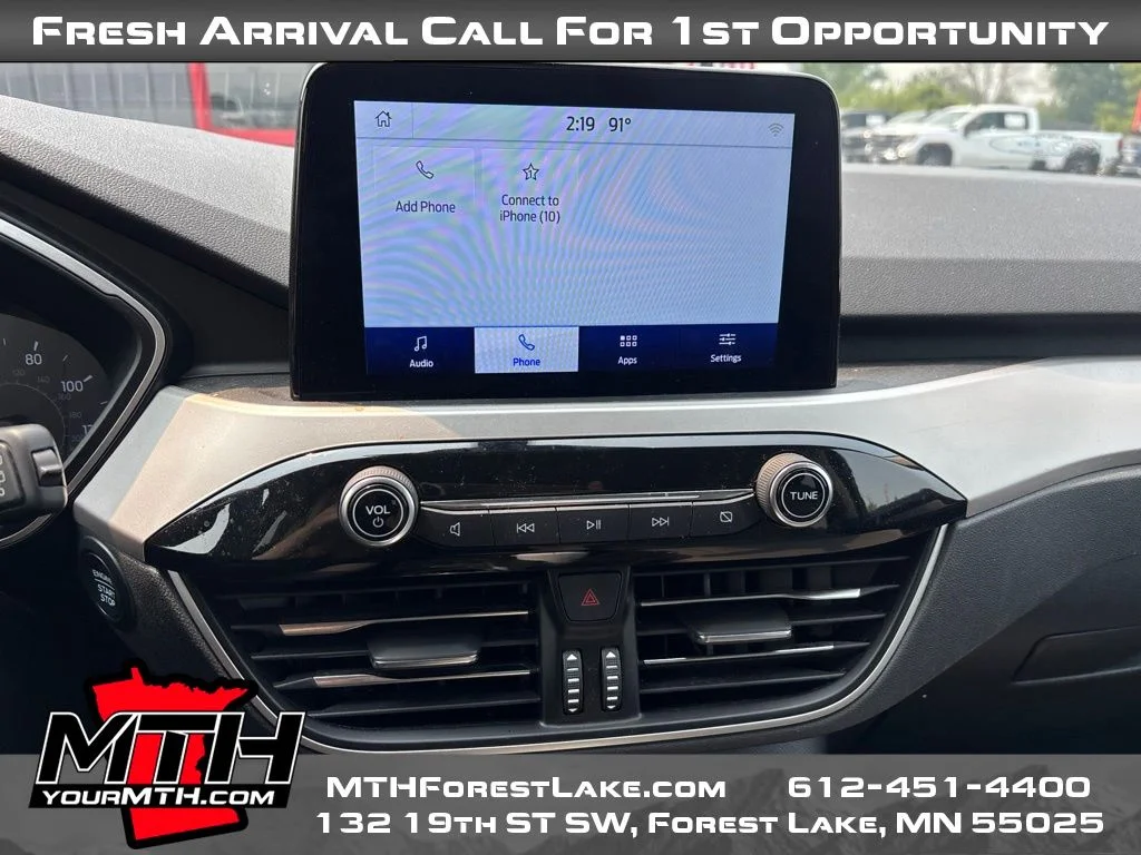 Used 2020 White Ford SE image 9