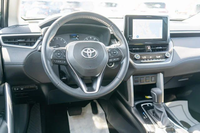 Used 2023  Toyota LE image 14