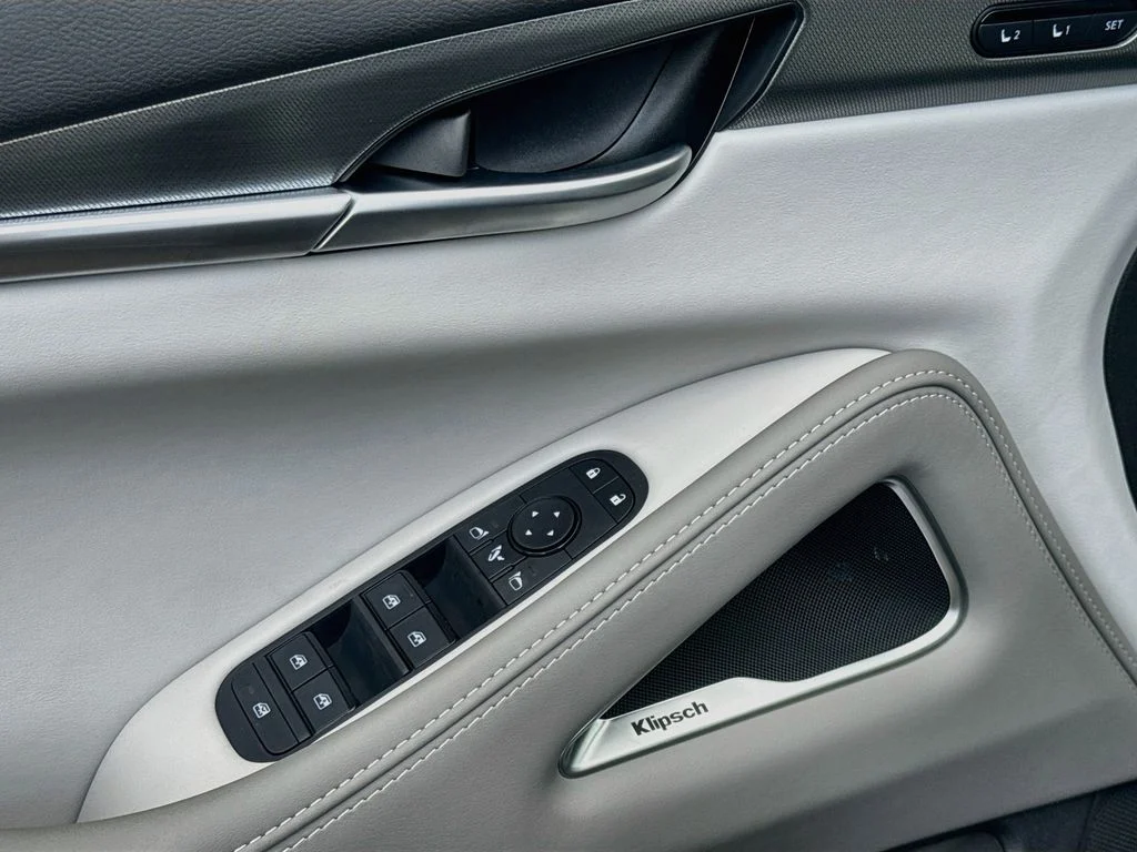 New 2027 Gray INFINITI LUXE image 18