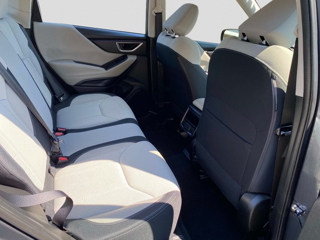 Used 2024 Gray Subaru Base image 25