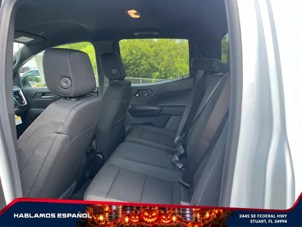 New 2026 Summit White GMC Elevation image 28