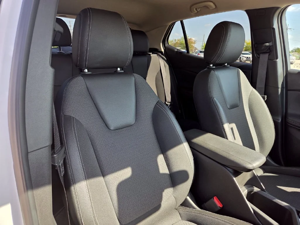 Used 2025 White Buick Preferred image 29