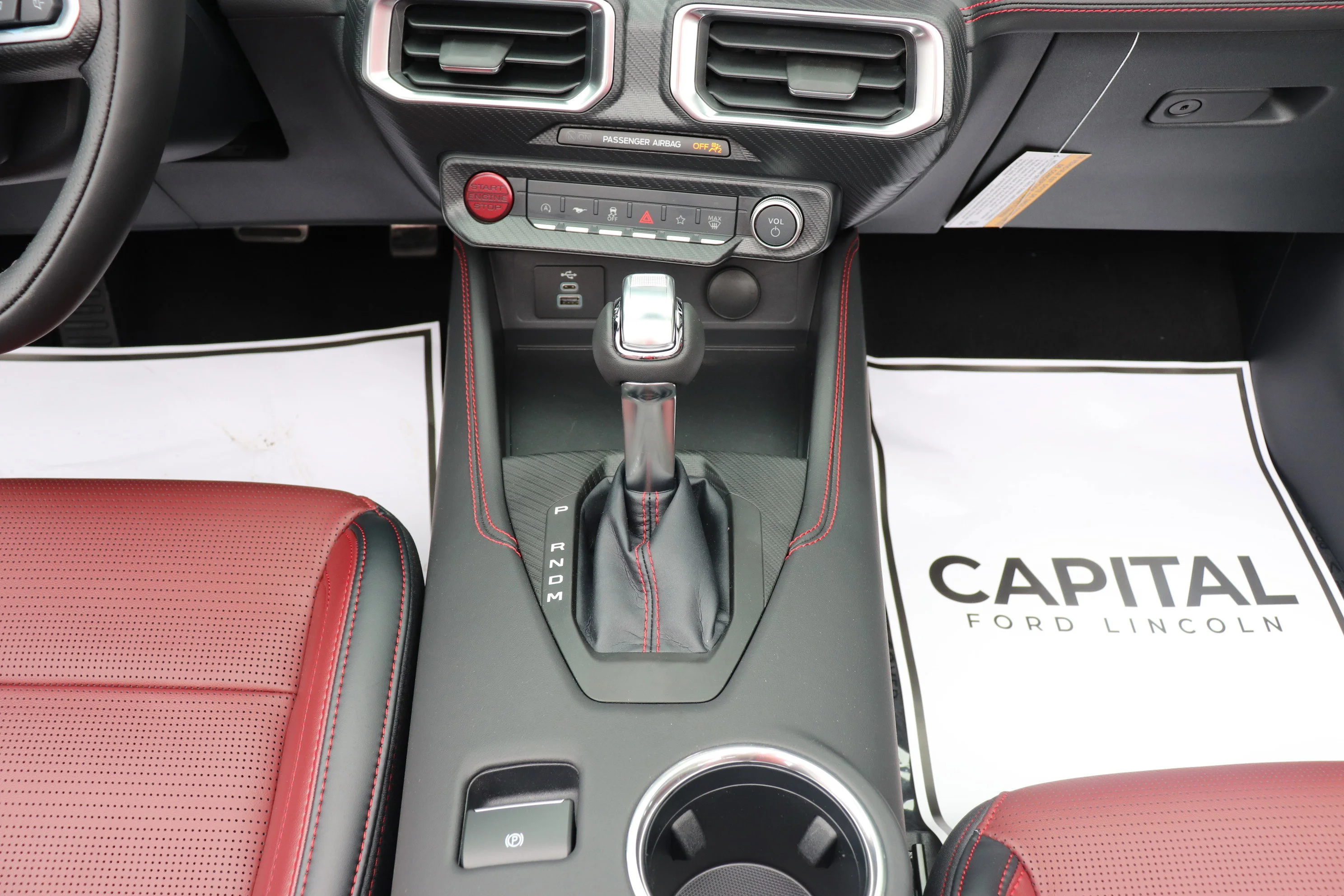 New 2026 CARBONIZED GREY METALLIC Ford GT Premium image 16