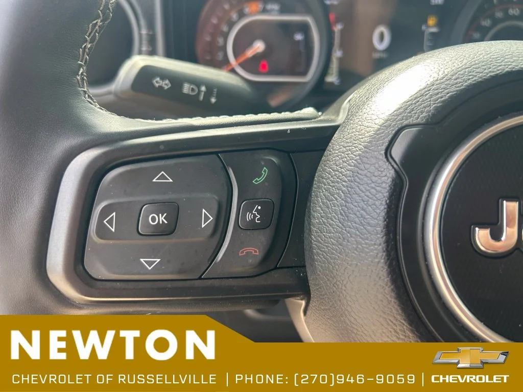 Used 2024 Black Jeep Rubicon image 12