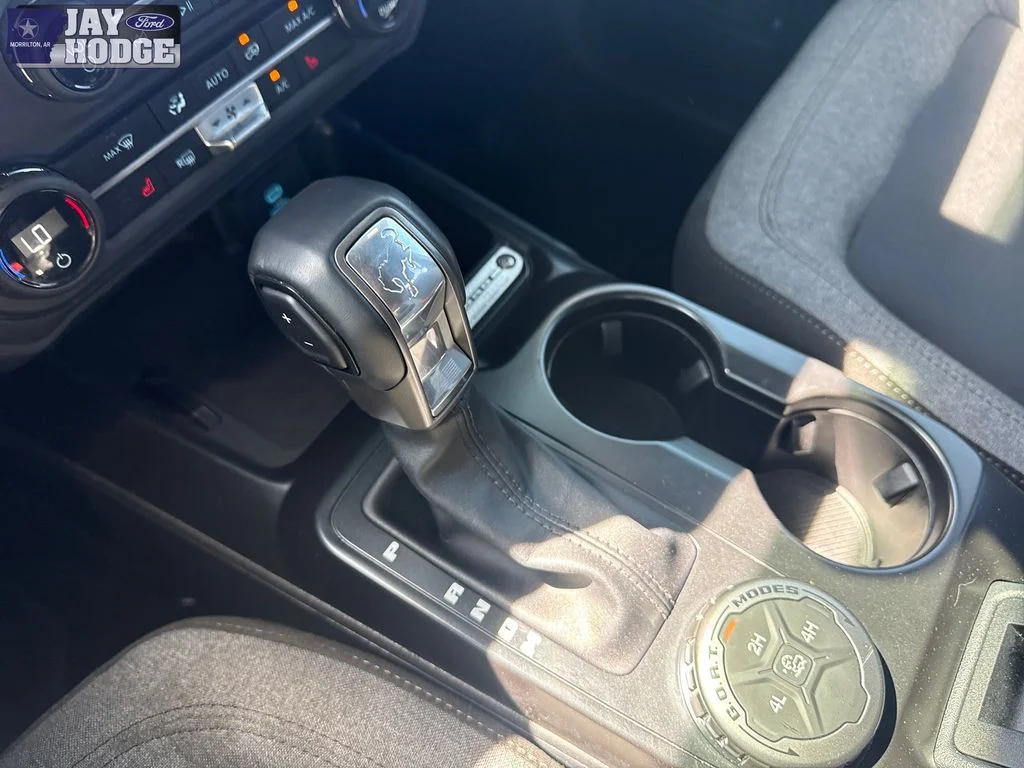 Used 2025 Gray Metallic Ford Big Bend image 27