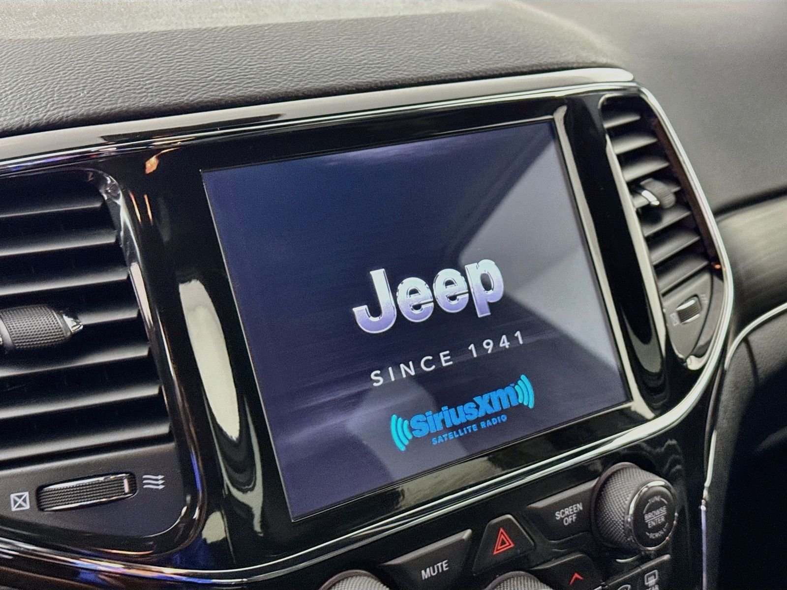 Used 2021 Blue Jeep Limited image 12