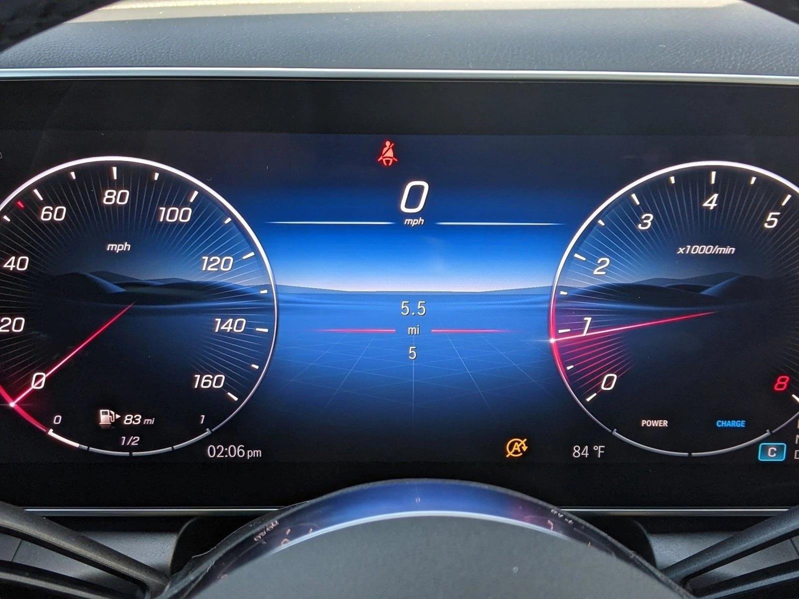 Certified Used 2026 Polar White Mercedes-Benz GLC 300 image 10