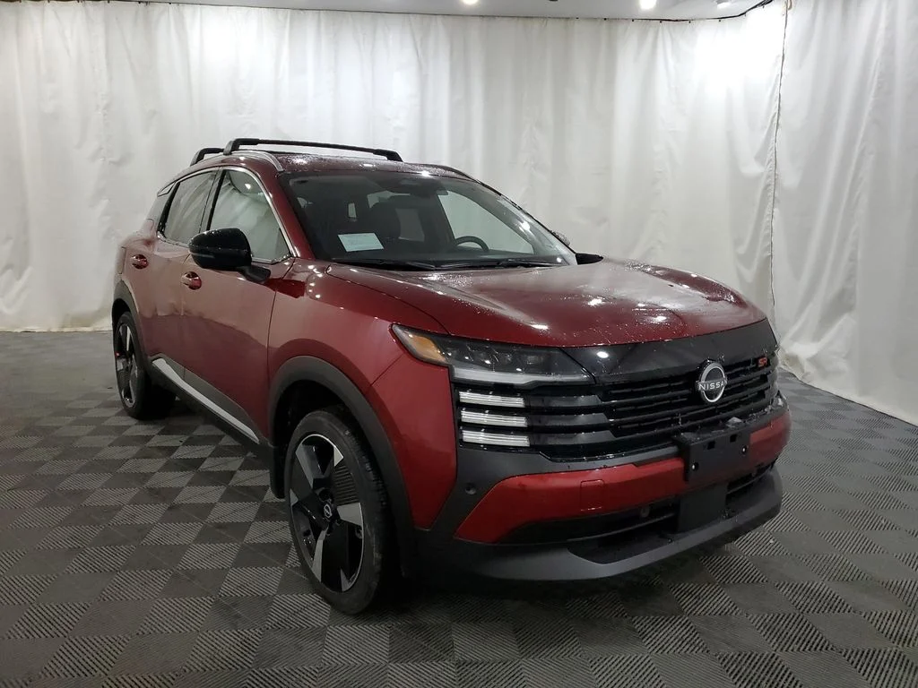 New 2026 Scarlet Ember Tintcoat Nissan SR image 3