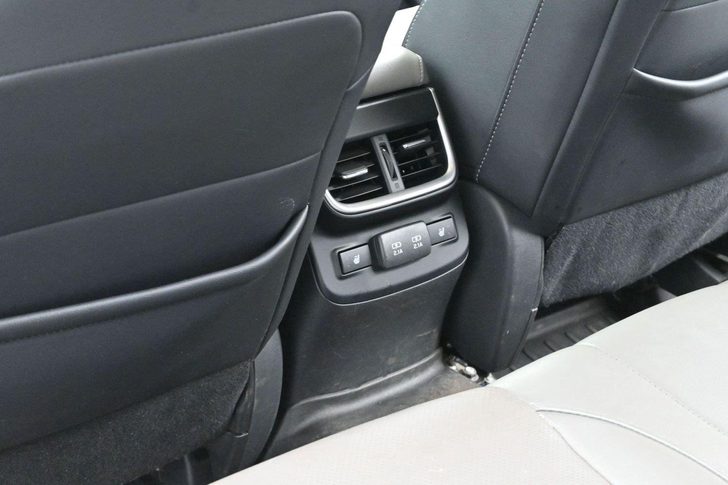 Used 2020 Magnetite Gray Metallic Subaru Limited image 30