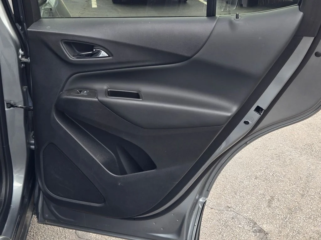 Used 2024 Gray Chevrolet LT image 9