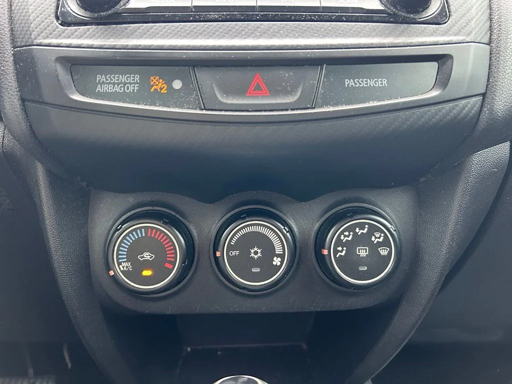 Used 2015  Mitsubishi ES image 20
