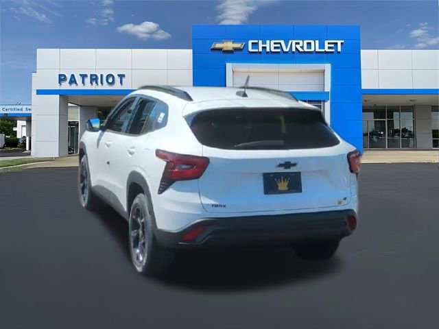 2026 Chevrolet Trax LT - Photo 9