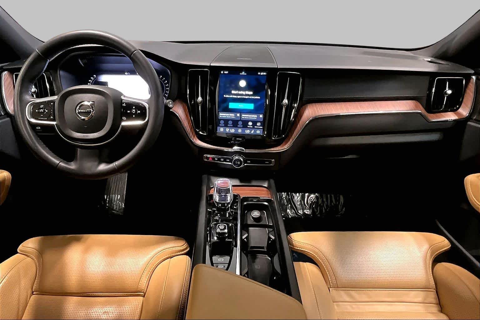 Used 2024 Onyx Black Metallic Volvo Ultimate Dark Theme image 15