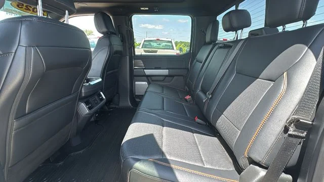 Used 2025 White Ford Lariat image 28
