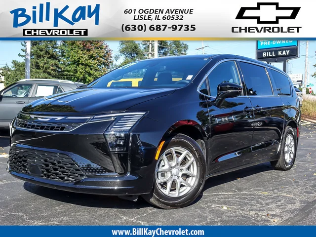 2027 Chrysler Pacifica Select