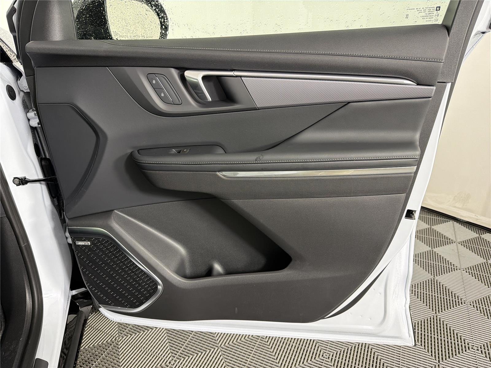 New 2026 Iridescent White Tricoat Buick Sport Touring image 12