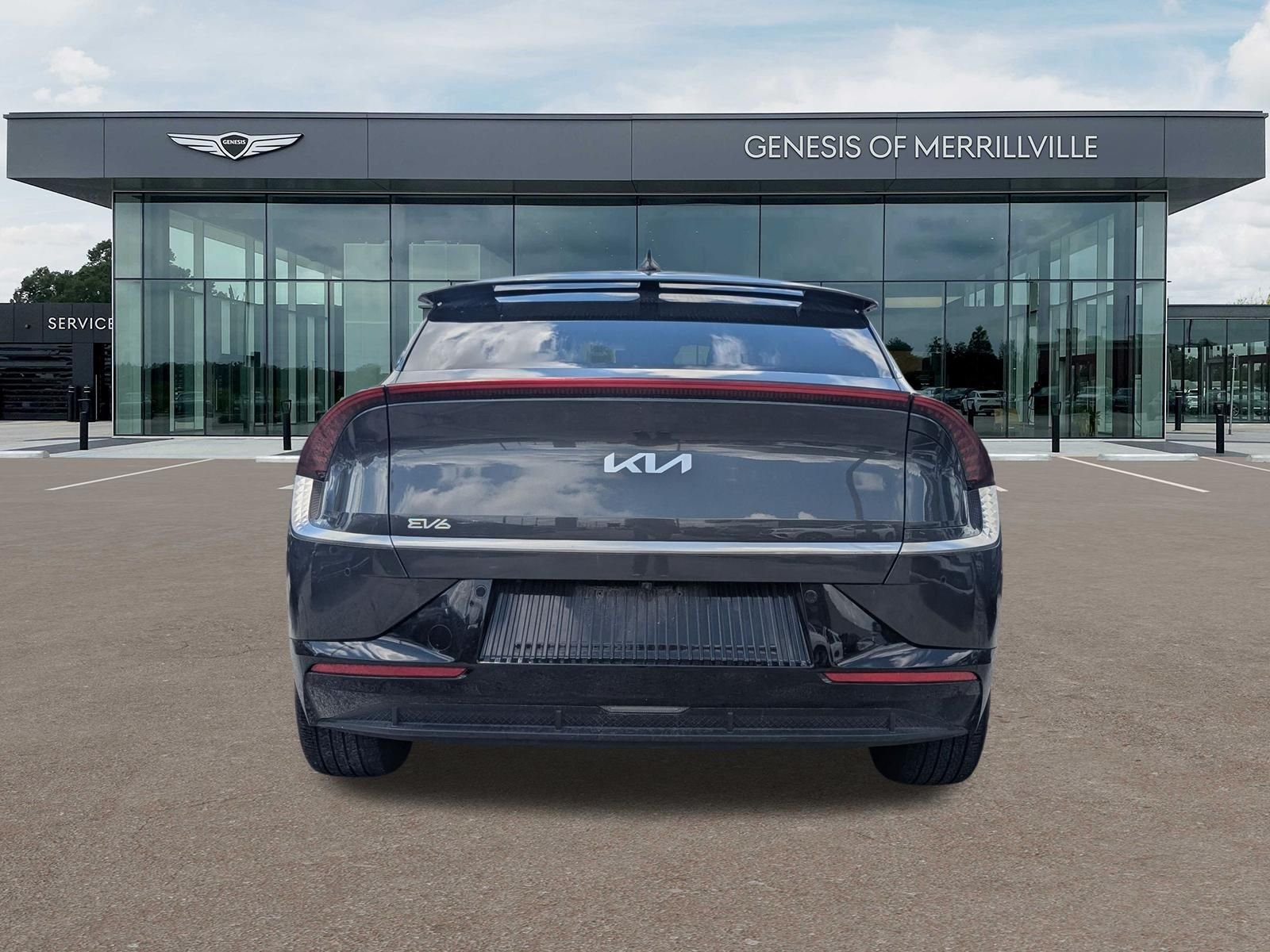 Used 2024 Gray Kia Wind image 7