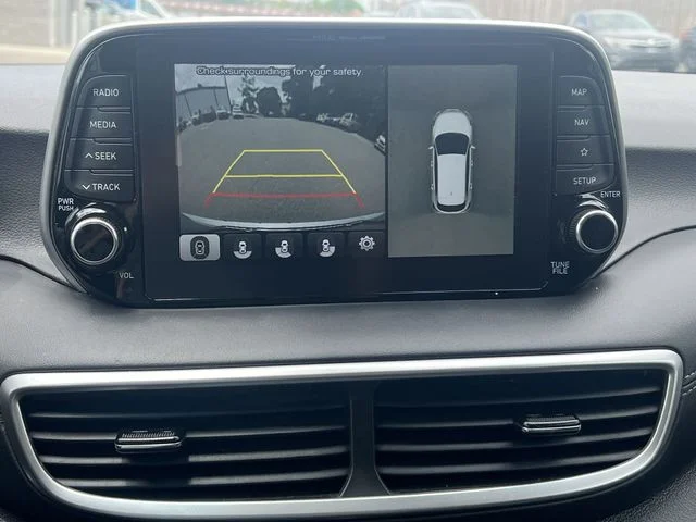 Used 2020 Silver Hyundai Ultimate image 11
