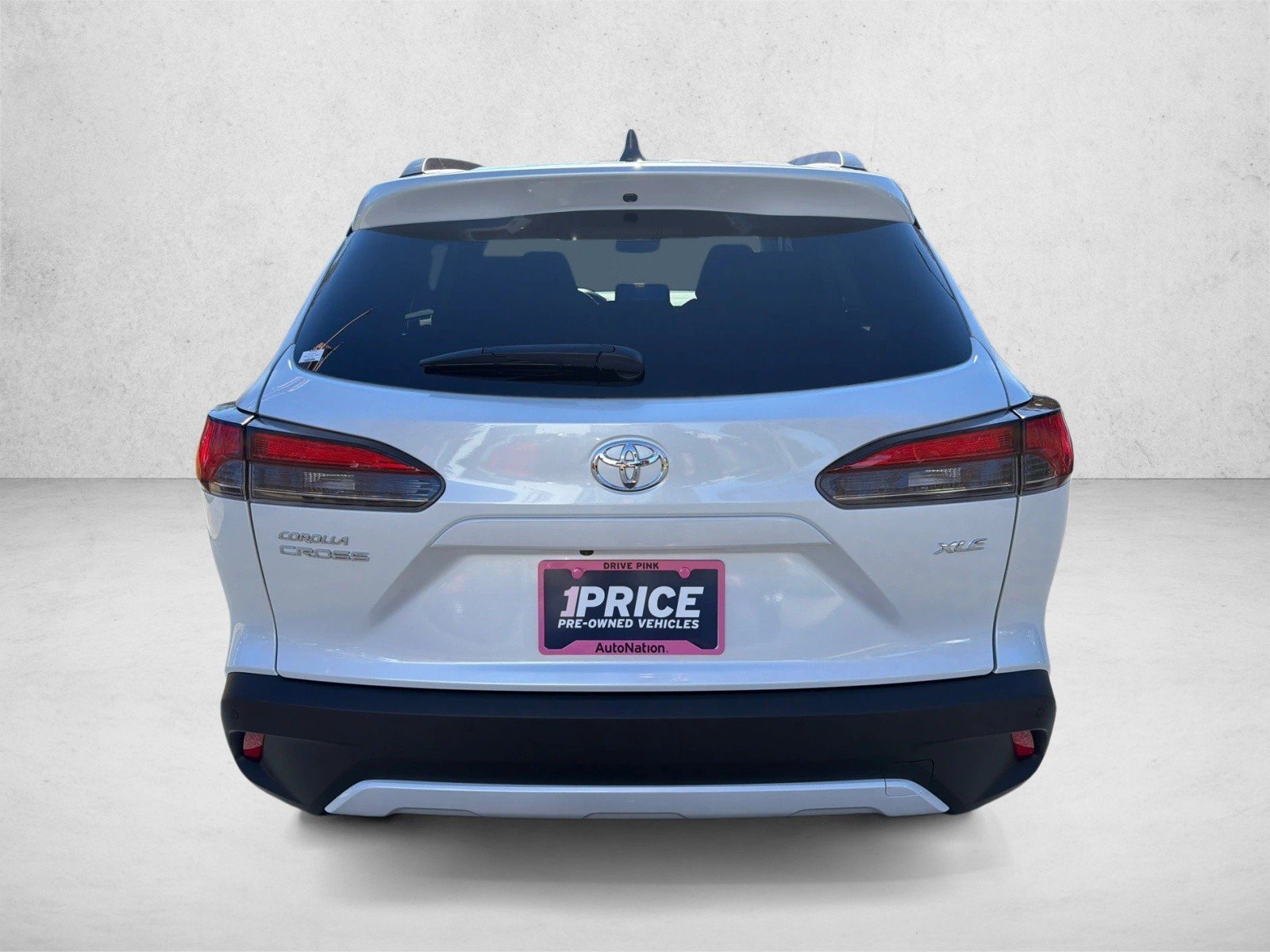 New 2026 Wind Chill Pearl Toyota XLE image 4