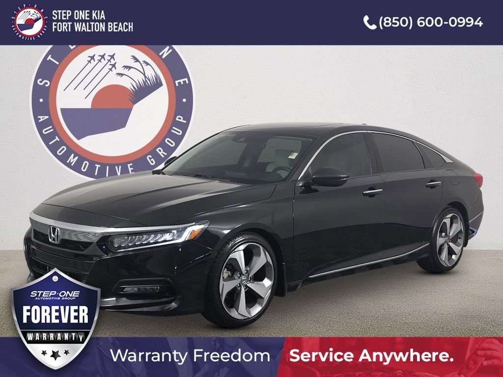 2018 Honda Accord 1.5T Touring Auto's photo