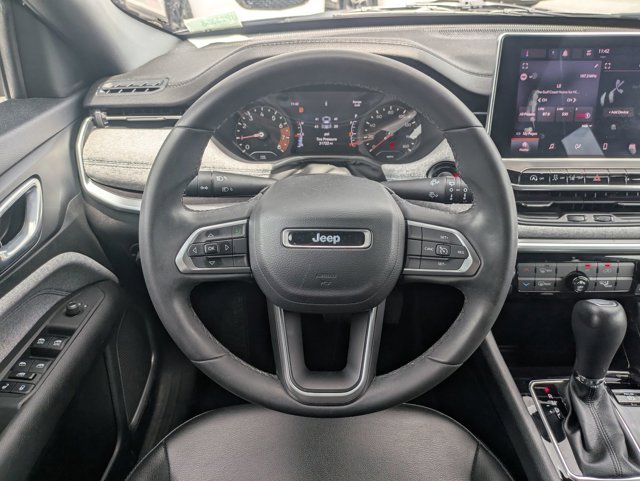 Used 2023 Gray Jeep Latitude image 31
