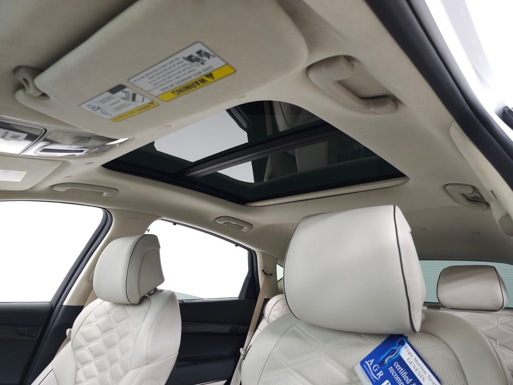 New 2026 White Genesis 3.5T E-SC MHEV image 13
