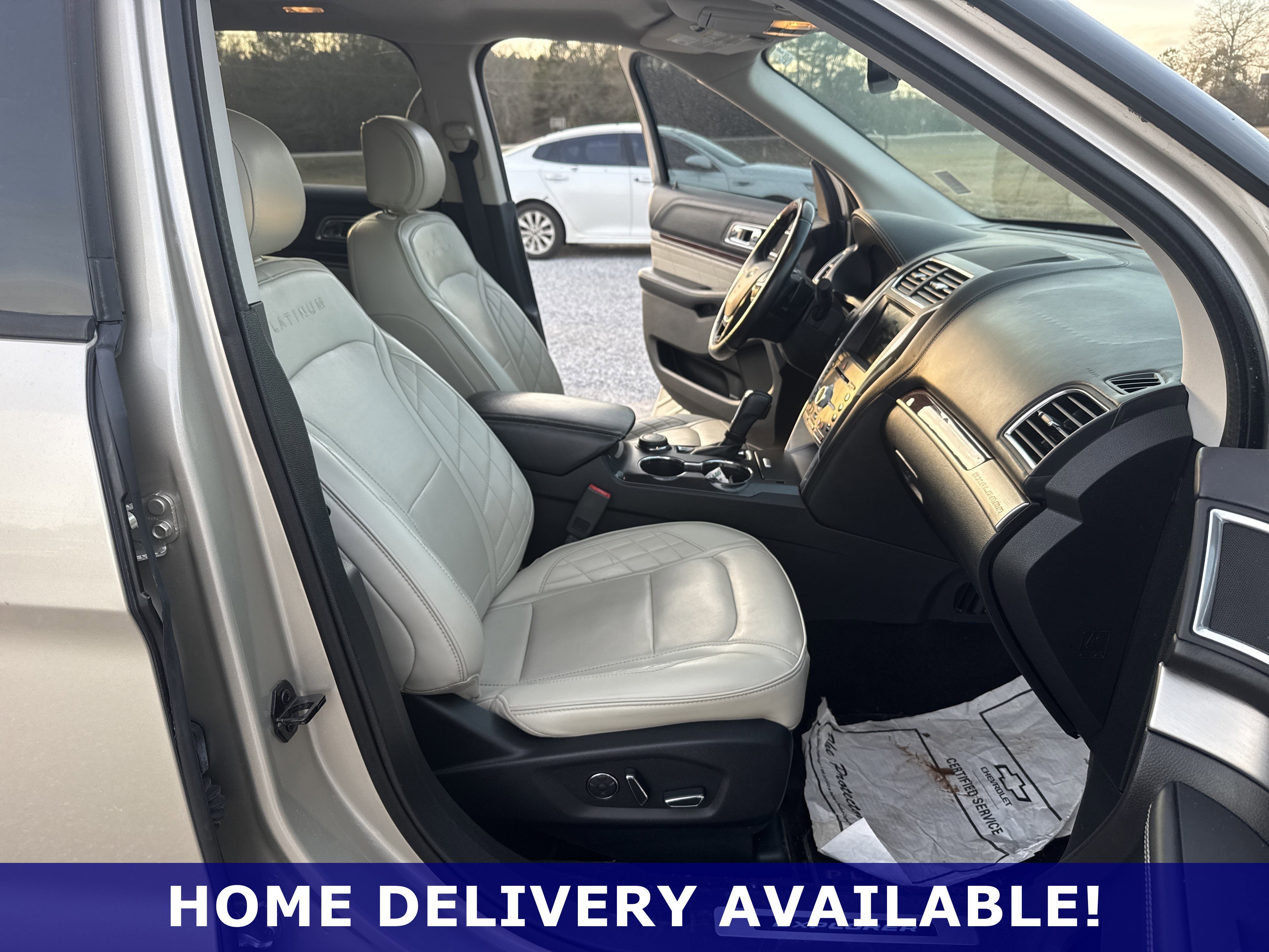 2017 Ford Explorer Platinum - Photo 25
