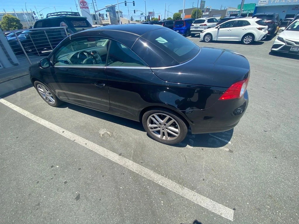 Used 2008 Black Volkswagen Lux image 11