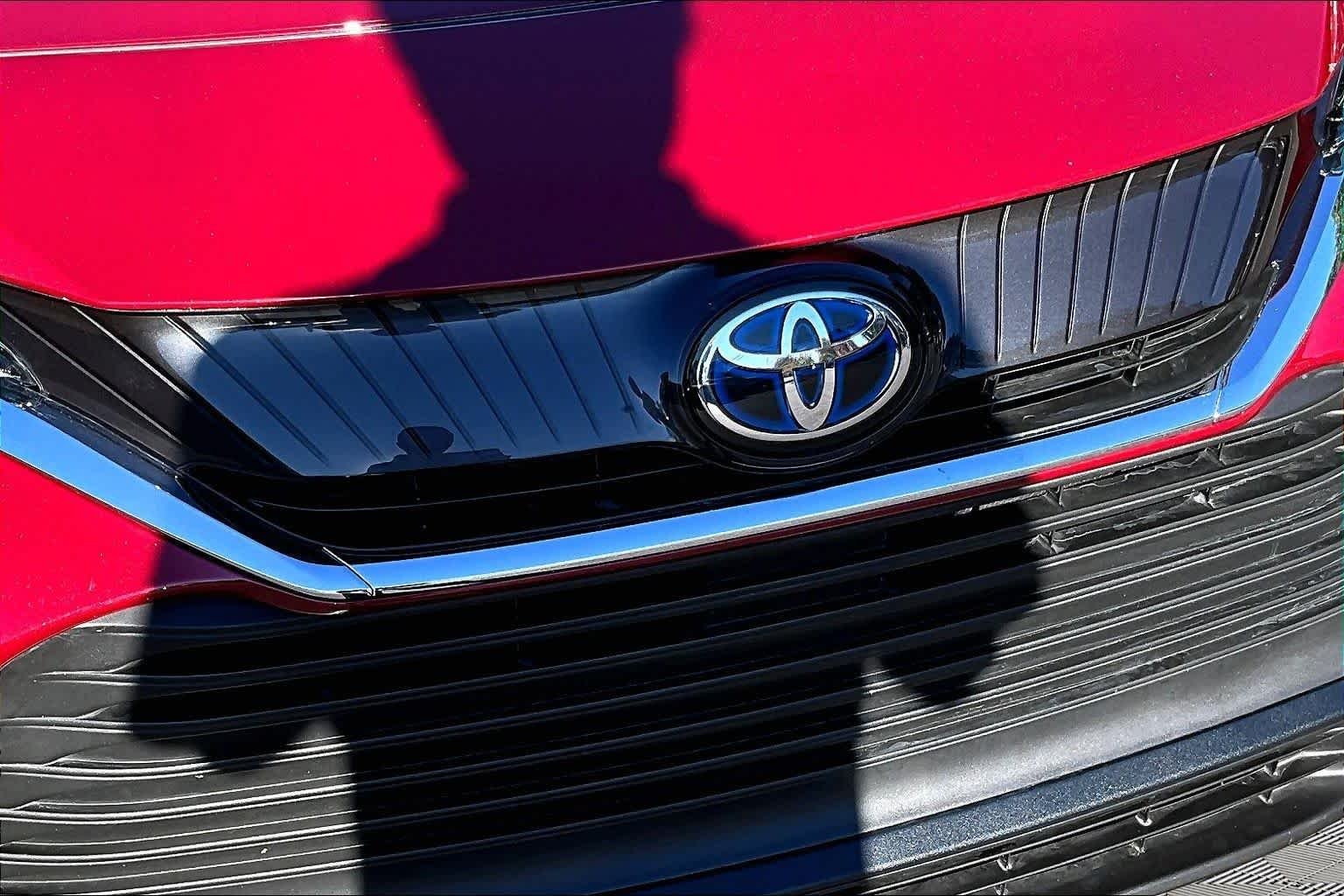 Used 2024 Ruby Flare Pearl Toyota LE image 30