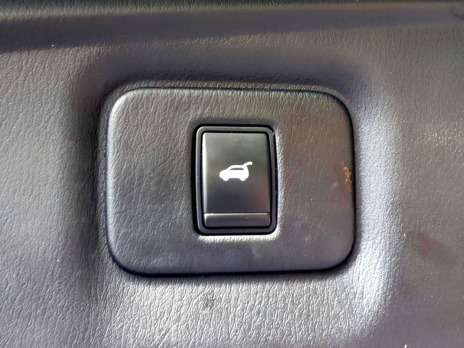 Used 2020 Hermosa Blue INFINITI LUXE image 6