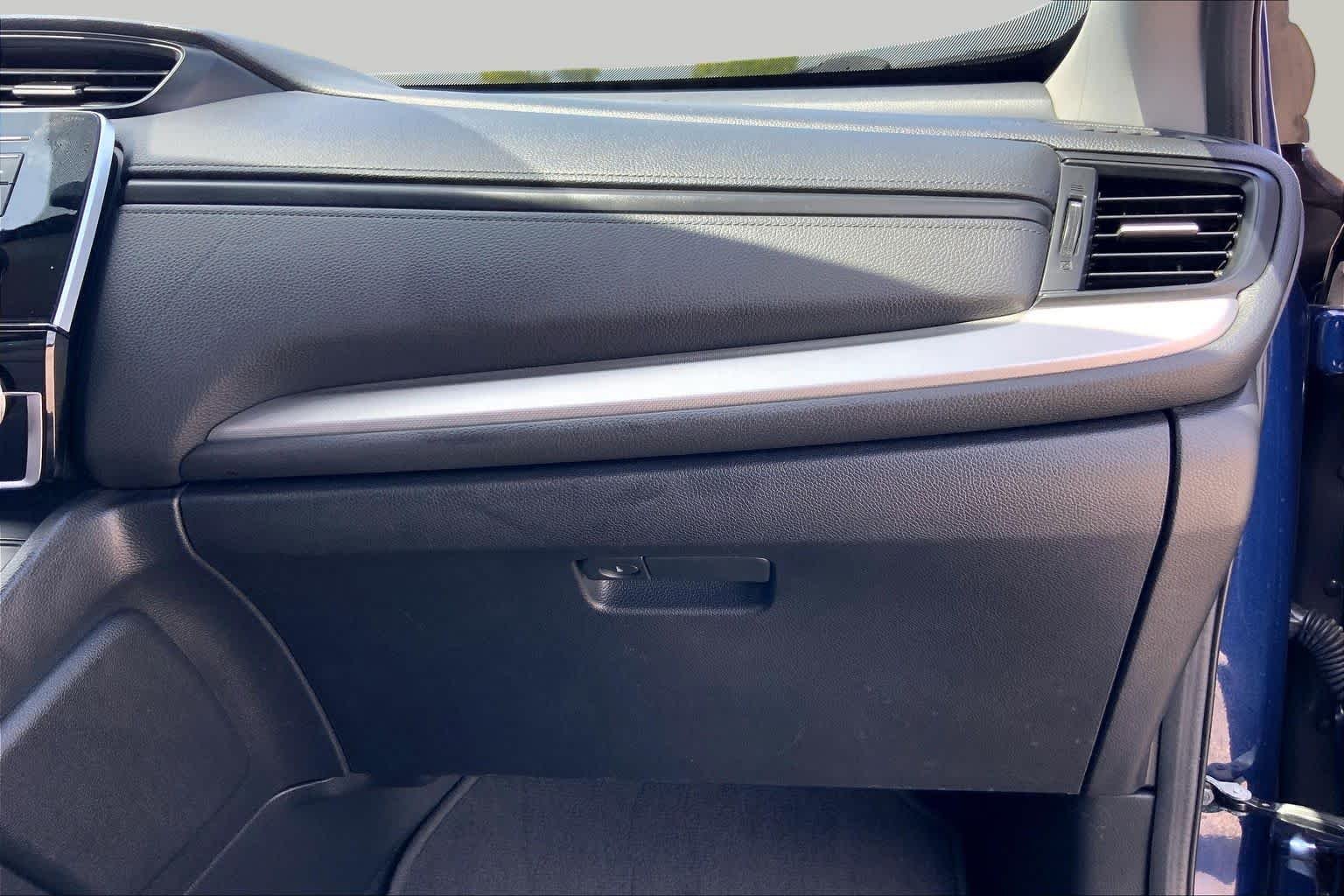 Used 2019 Obsidian Blue Pearl Honda LX image 18