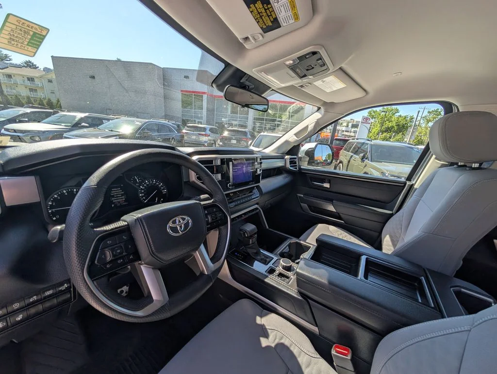 Used 2024 Silver Toyota SR5 image 9