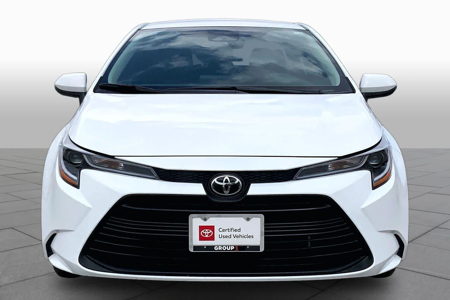 Used 2026 Ice Cap Toyota LE image 4
