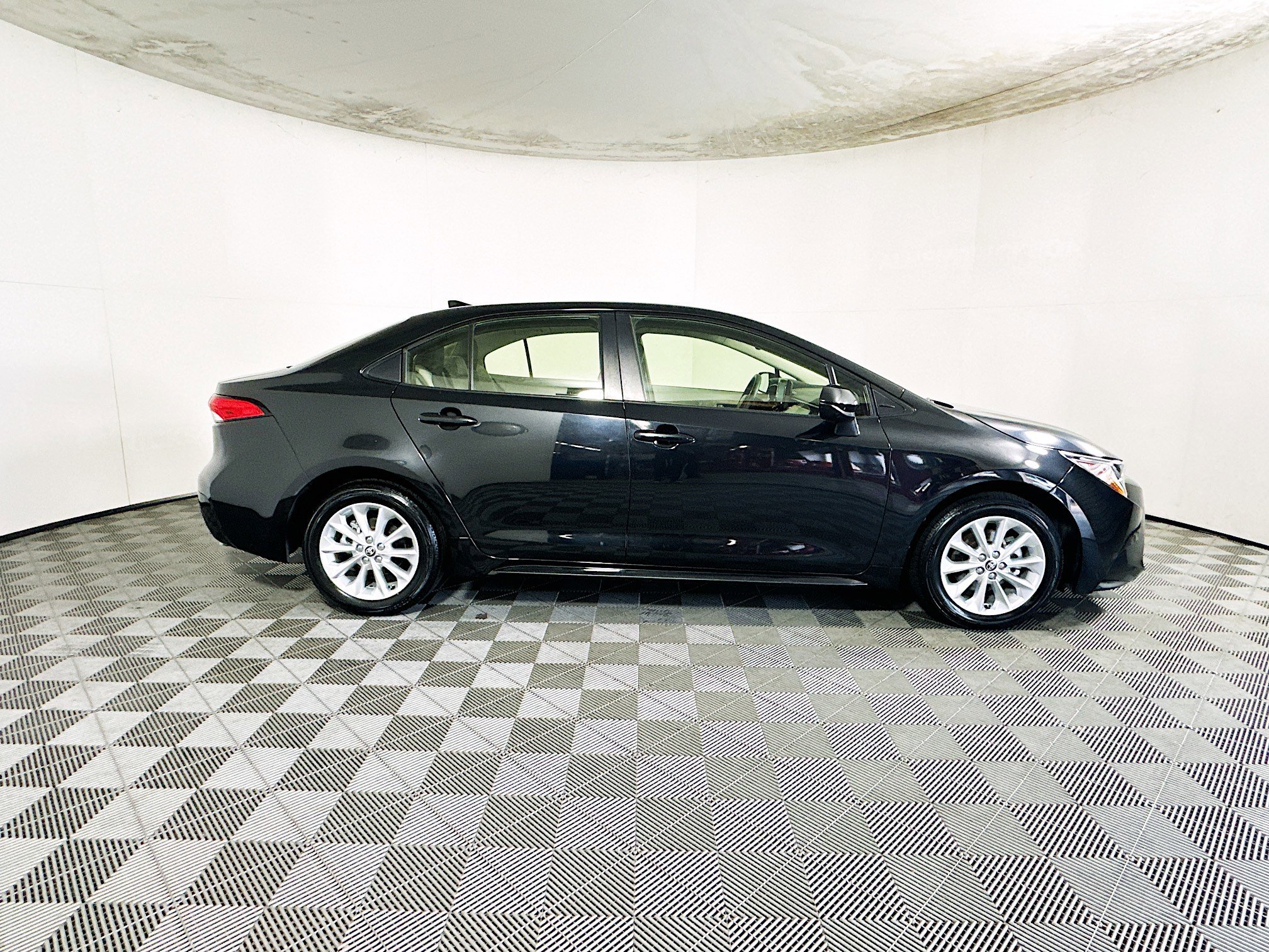 2022 Toyota Corolla thumbnail 4