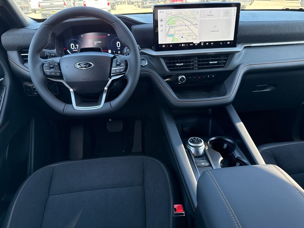 New 2026 White Ford Tremor image 5