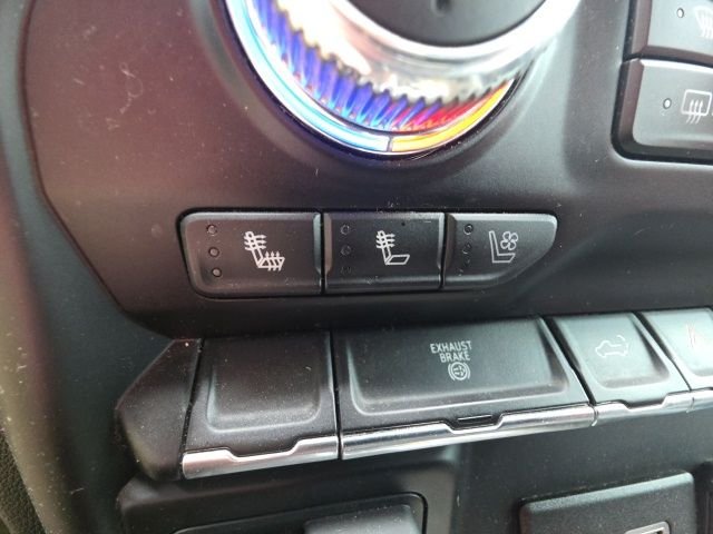 Used 2021 Black GMC AT4 image 17