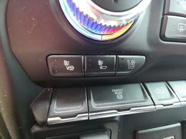 Used 2021 Black GMC AT4 image 17