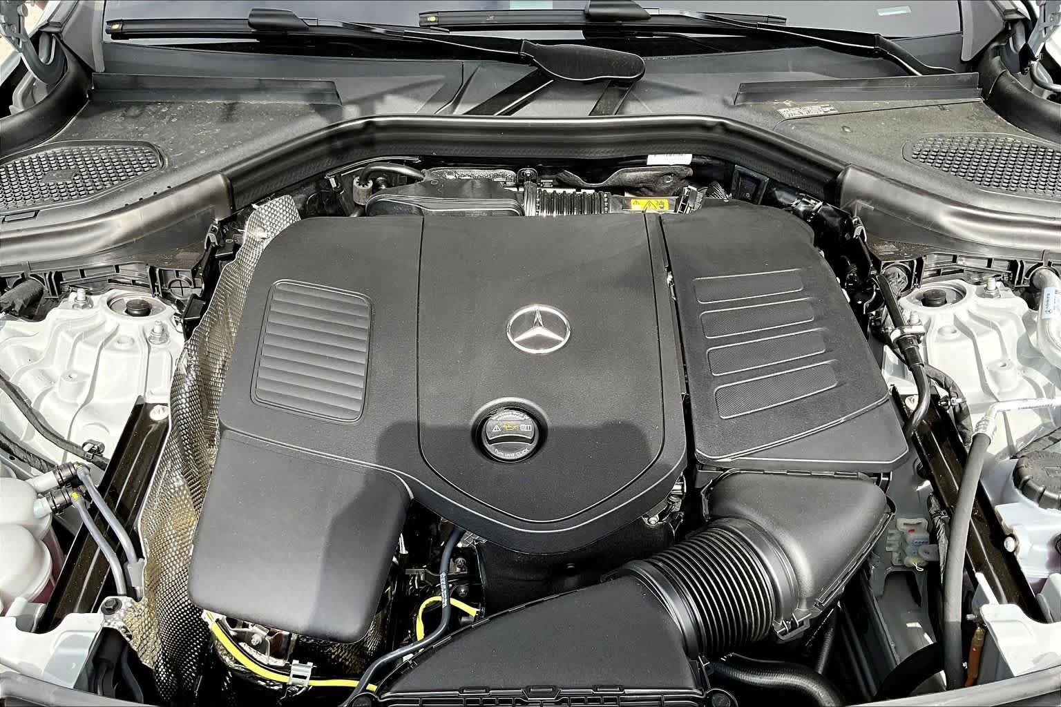 New 2026 MANUFAKTUR Alpine Grey Mercedes-Benz GLC 300 image 16