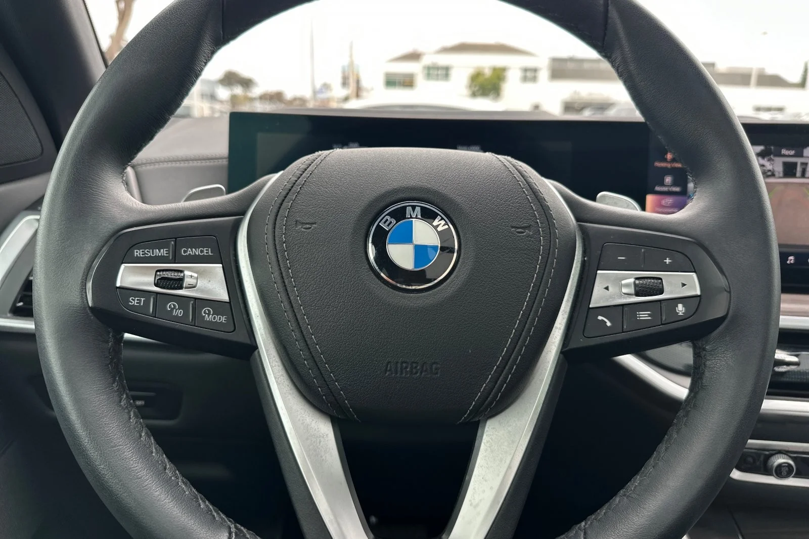 Used 2025 Black Sapphire Metallic BMW sDrive40i image 23