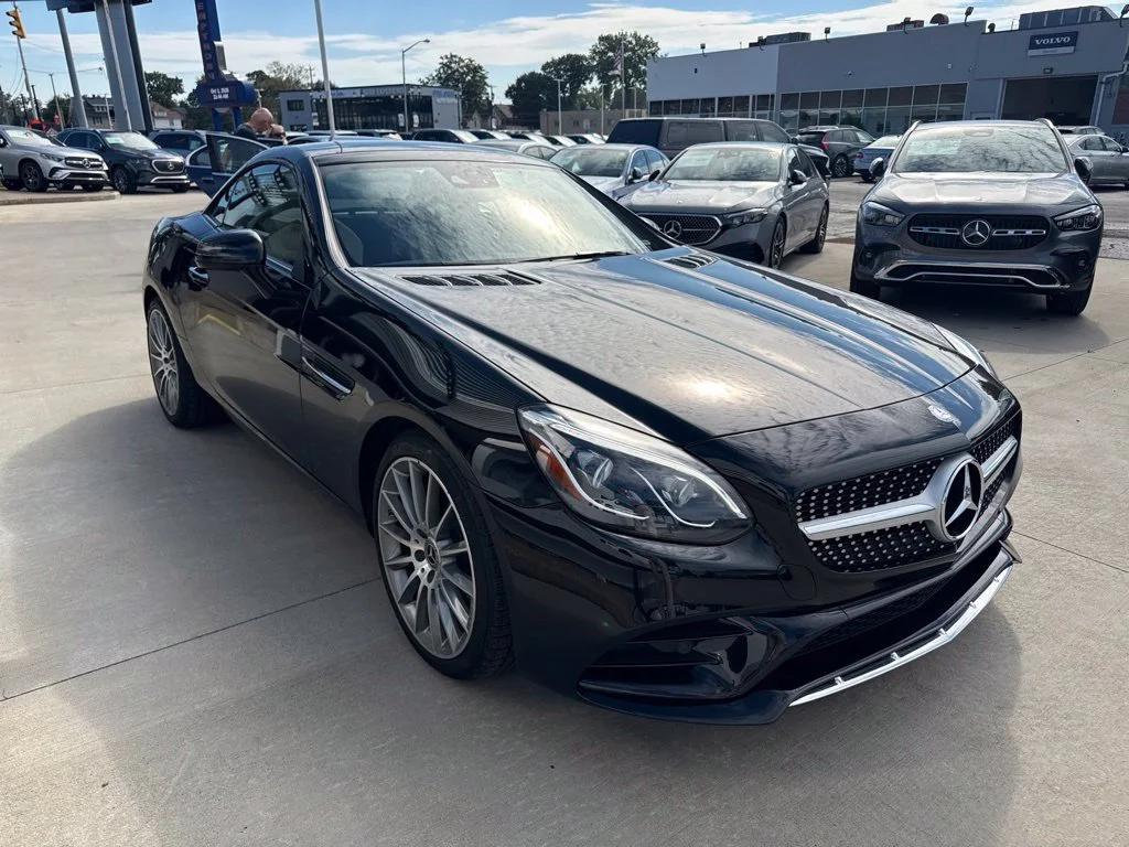 Used 2017 Black Mercedes-Benz SLC 300 image 14