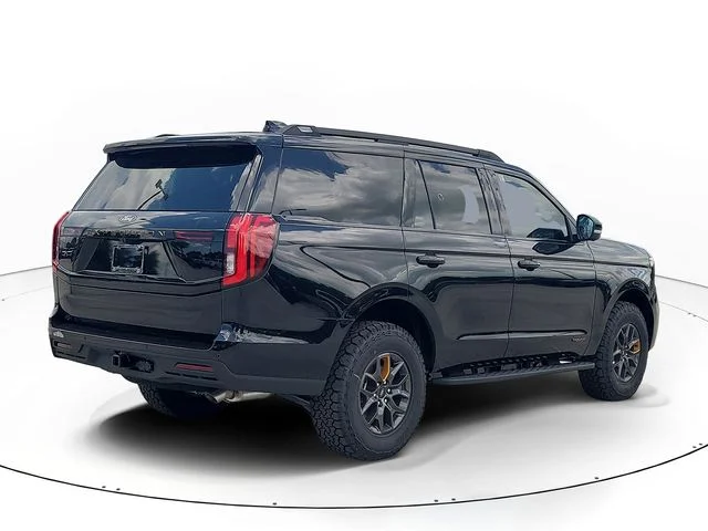 New 2026 Black Metallic Ford Tremor image 5